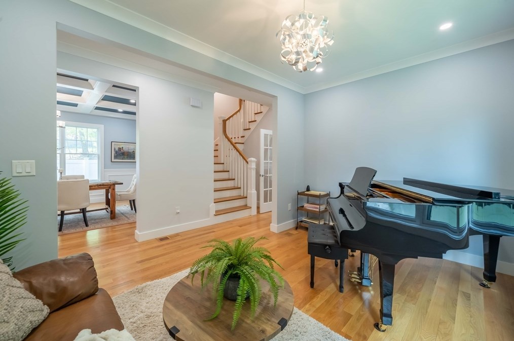 24 Grassland St, Lexington MA 02421-7944 exterior