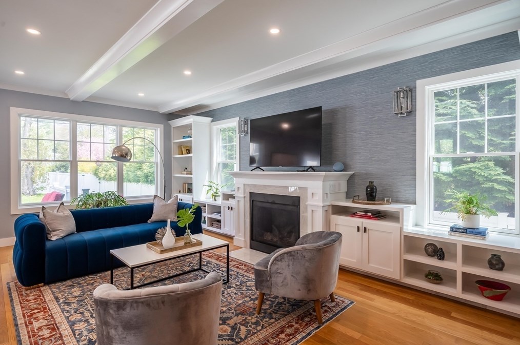 24 Grassland St, Lexington MA 02421-7944 exterior