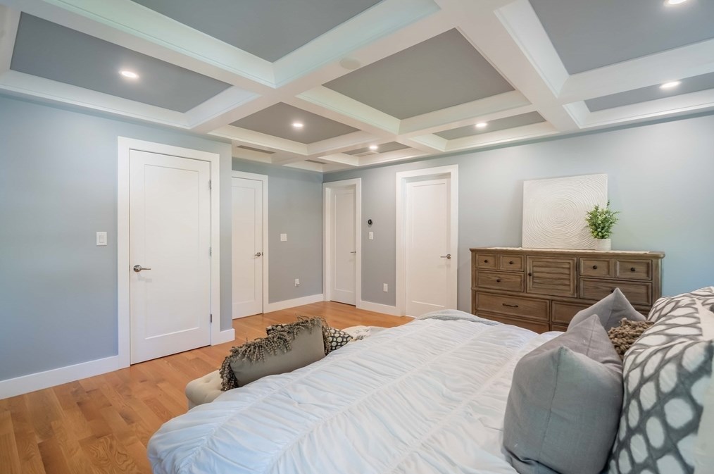 24 Grassland St, Lexington MA 02421-7944 exterior