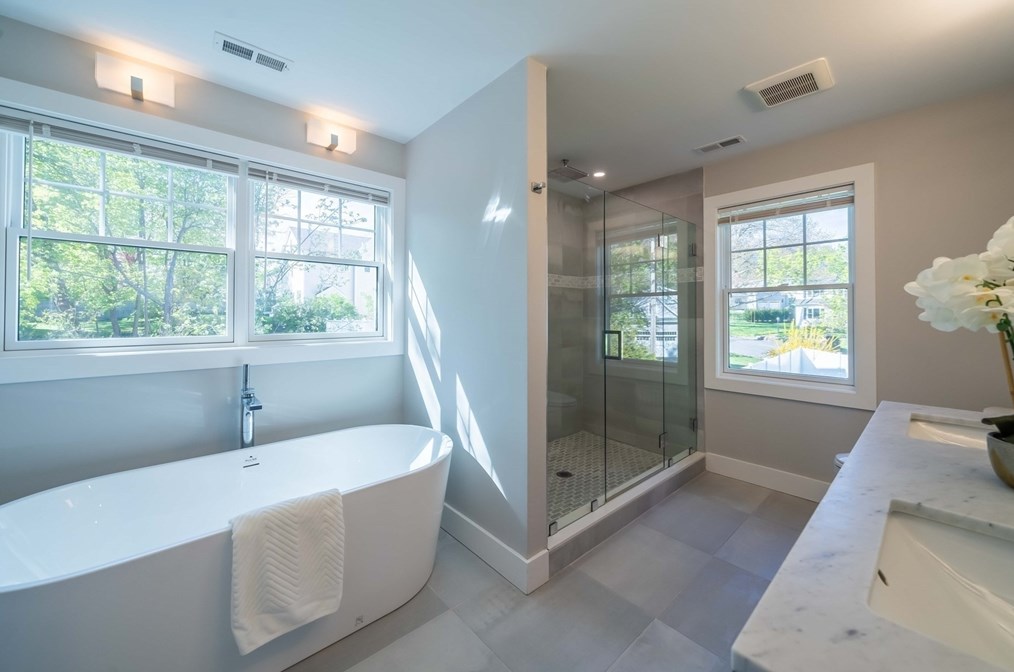 24 Grassland St, Lexington MA 02421-7944 exterior