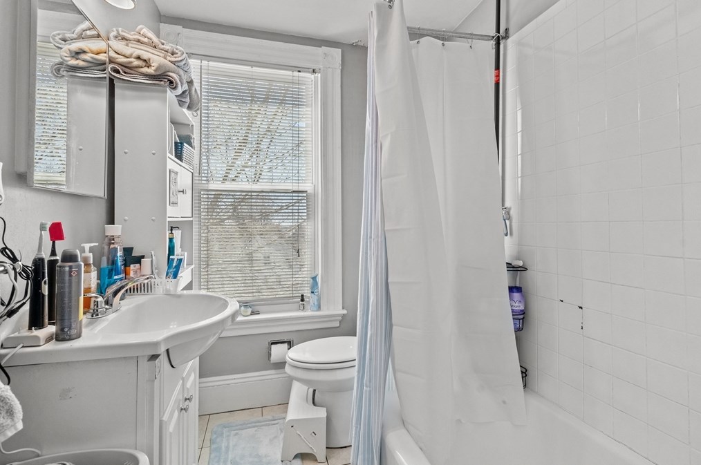 12 Highland Ave, Beverly MA 01915-4924 exterior