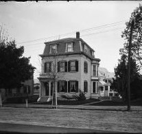 21 Highland Ave, Haverhill MA 01830-4159 exterior