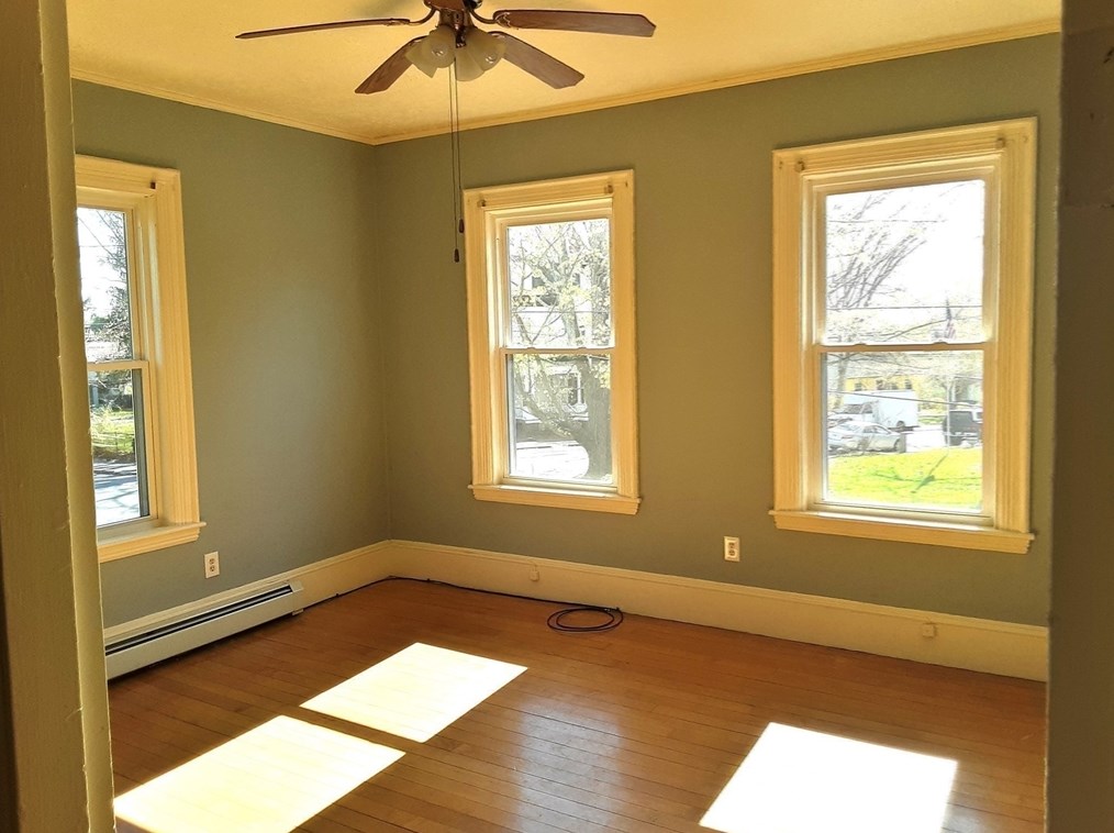 21 Highland Ave, Haverhill MA 01830-4159 exterior