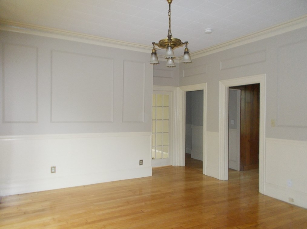 21 Highland Ave, Haverhill MA 01830-4159 exterior