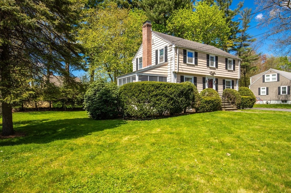 51 Pine Ridge Rd, Reading, MA 01867