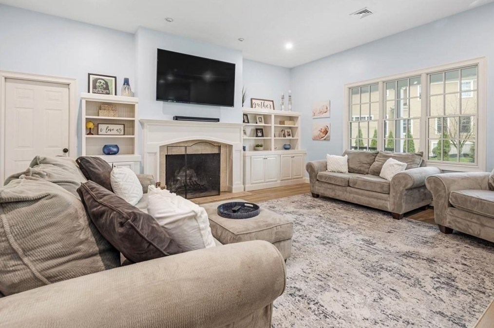 87 Bates Way, Hanover MA 02339 exterior