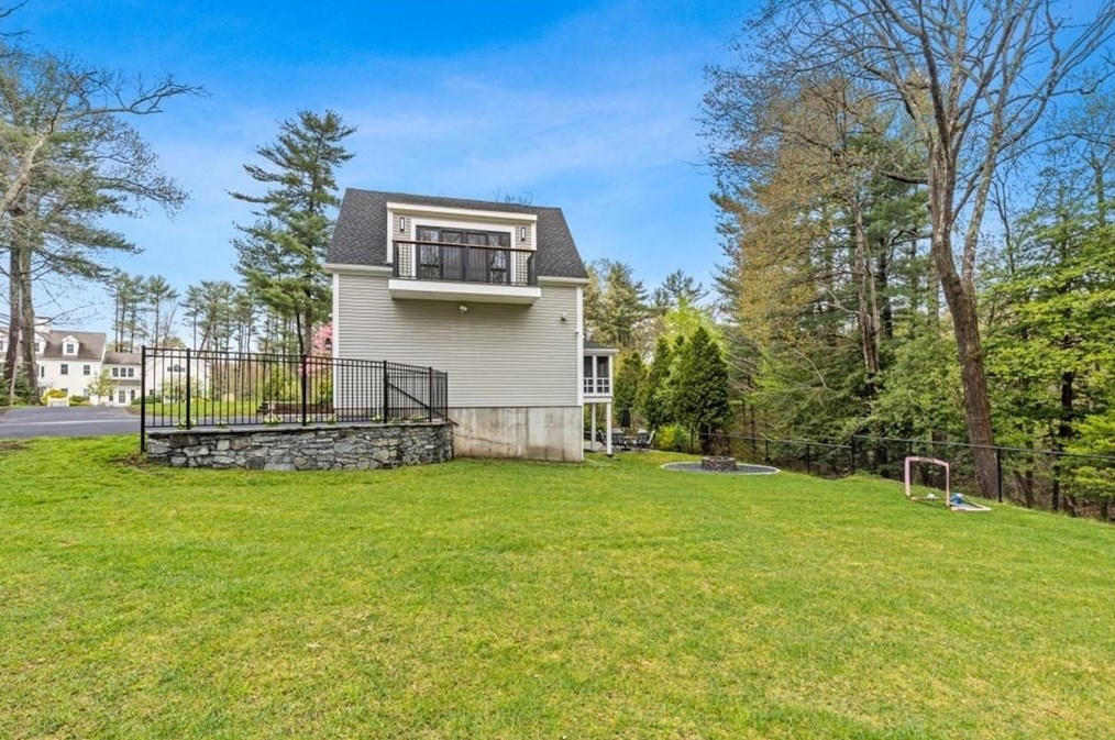 87 Bates Way, Hanover MA 02339 exterior