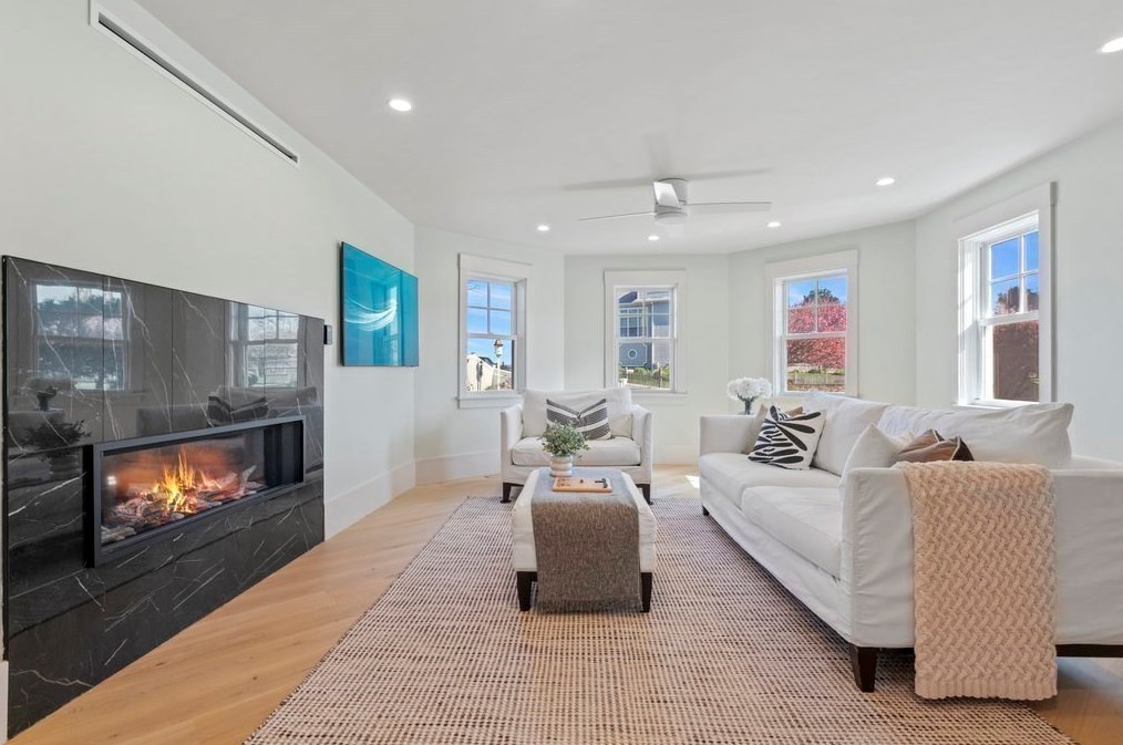 4 Cliff Estates Rd, Scituate MA  02066-1100 exterior