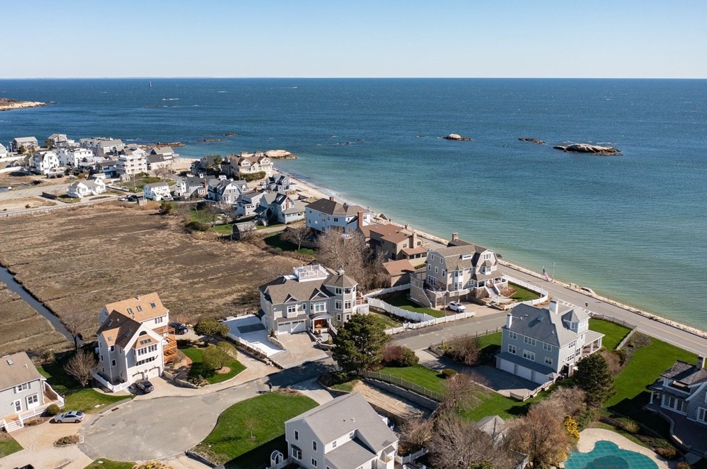 4 Cliff Estates Rd, Scituate MA  02066-1100 exterior