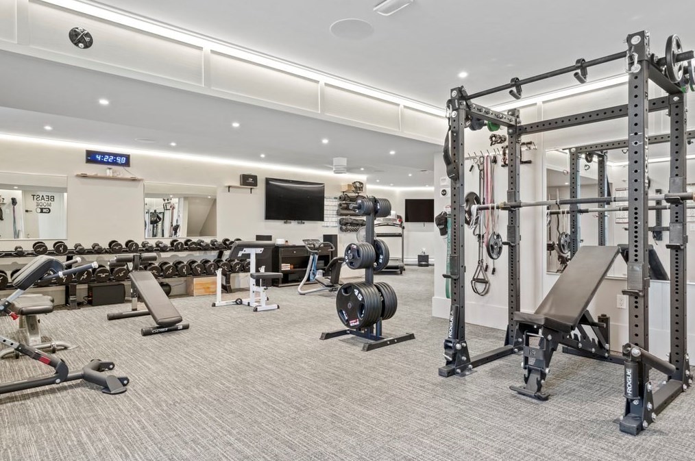 4 Cliff Estates Rd, Scituate MA  02066-1100 exterior