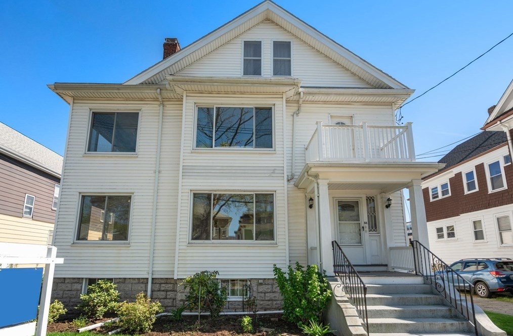 84 Lk St, Arlington MA 02474-8872 exterior
