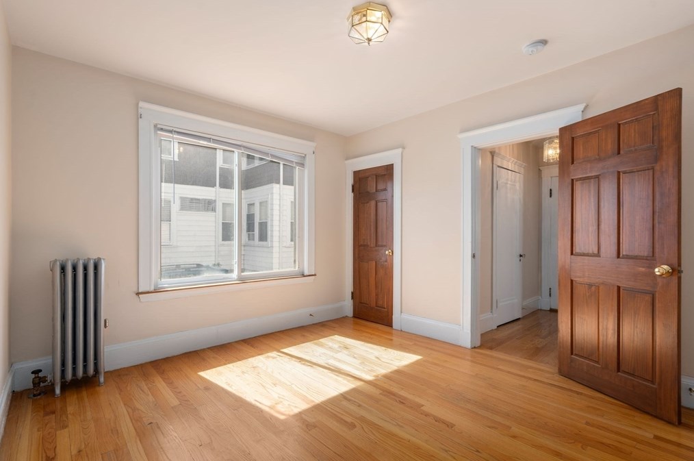 84 Lk St, Arlington MA 02474-8872 exterior