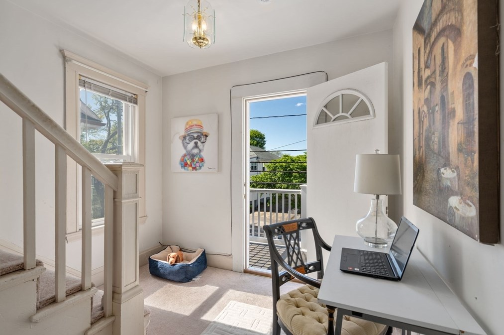 84 Lk St, Arlington MA 02474-8872 exterior