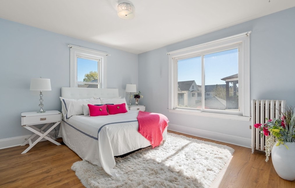 84 Lk St, Arlington MA 02474-8872 exterior