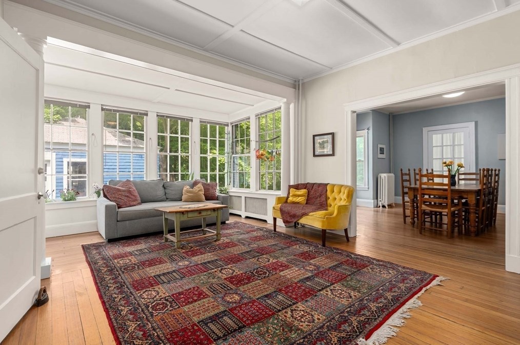 133 Newtonville Ave, Newton MA 02458-1851 exterior