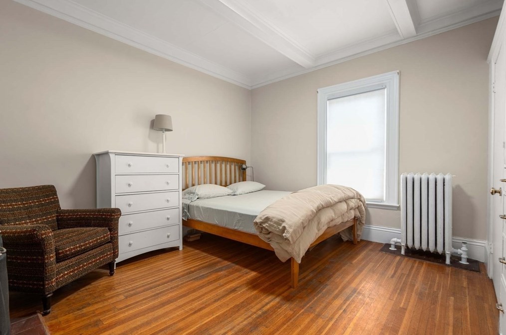 133 Newtonville Ave, Newton MA 02458-1851 exterior