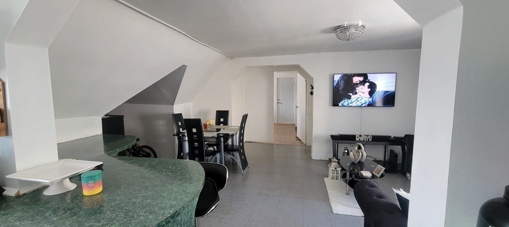 61 High St, Lawrence MA 01841-2922 exterior