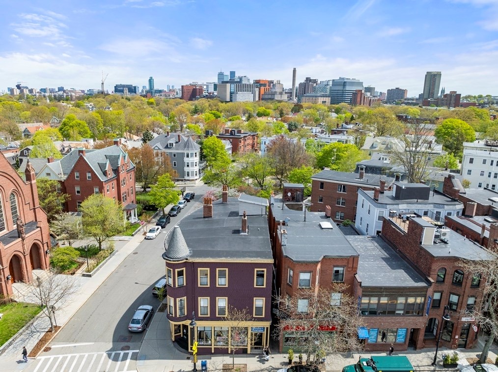 45 Harvard St, Brookline MA  02445-7908 exterior