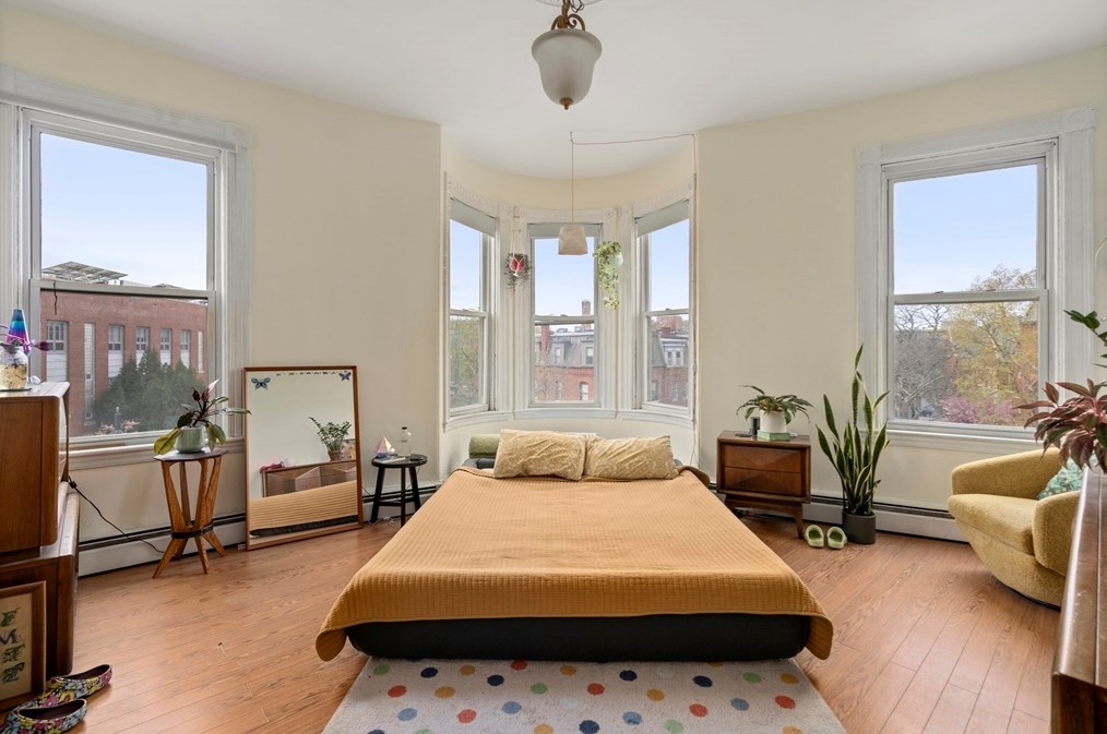 45 Harvard St, Brookline MA  02445-7908 exterior