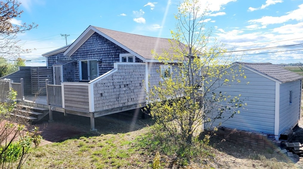 44 Old Point Rd, Newbury, MA 01951