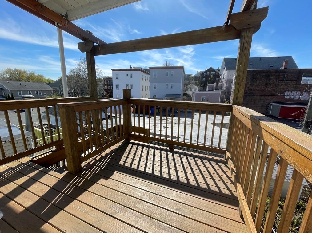 2 Wyman Pl, Boston MA  exterior