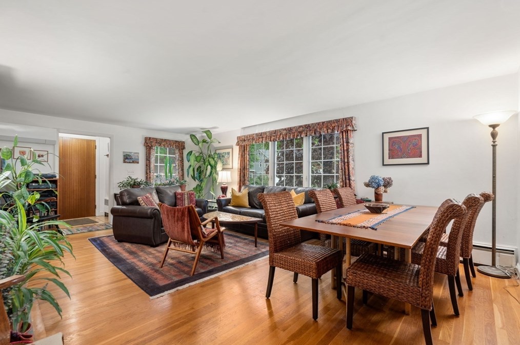 115 Beethoven Ave, Newton, MA 02468
