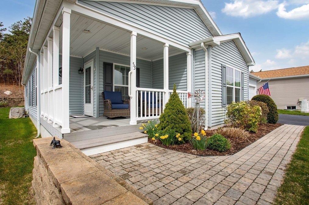 53 Willow Bend Blvd, Plymouth, MA 02360