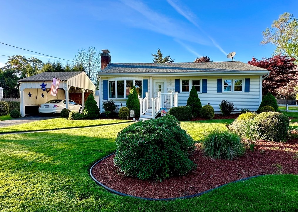 60 Parker St, Agawam, MA 01001