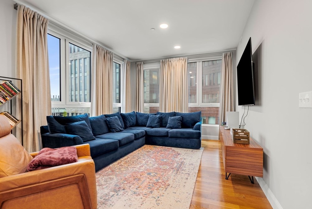 10 Taber St, Boston MA 02119-2450 exterior