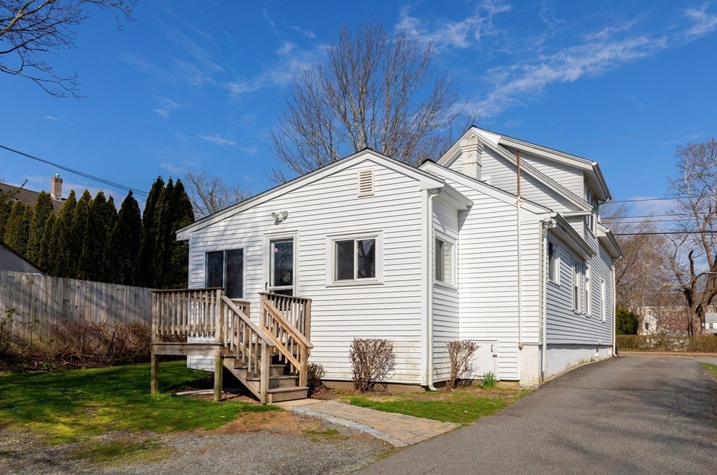 7 Fremont St, Plymouth MA 02360-3323 exterior