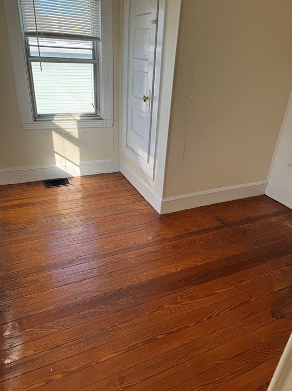 5 Malta St, Hull MA 02045-2515 exterior