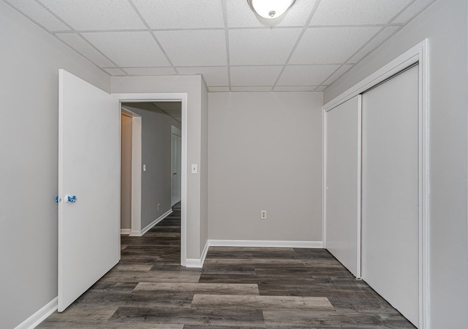 89 5 Ave, Lowell MA 01854-2335 exterior