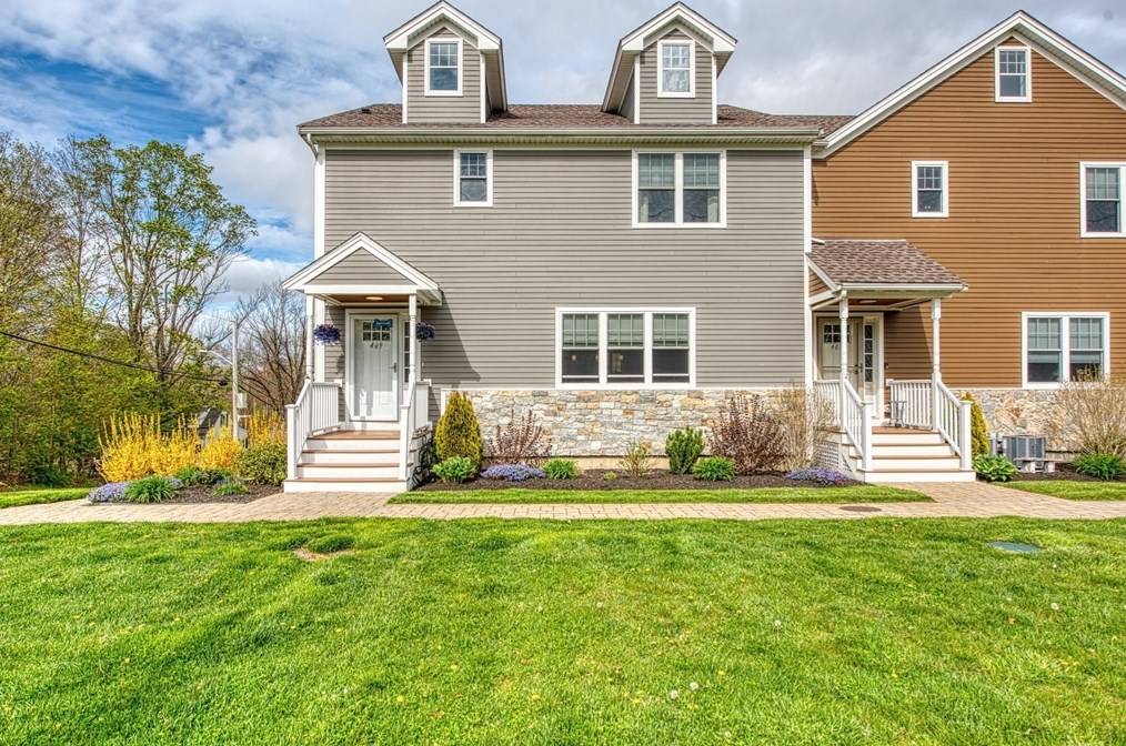 409 Page St #409, Avon, MA 02322