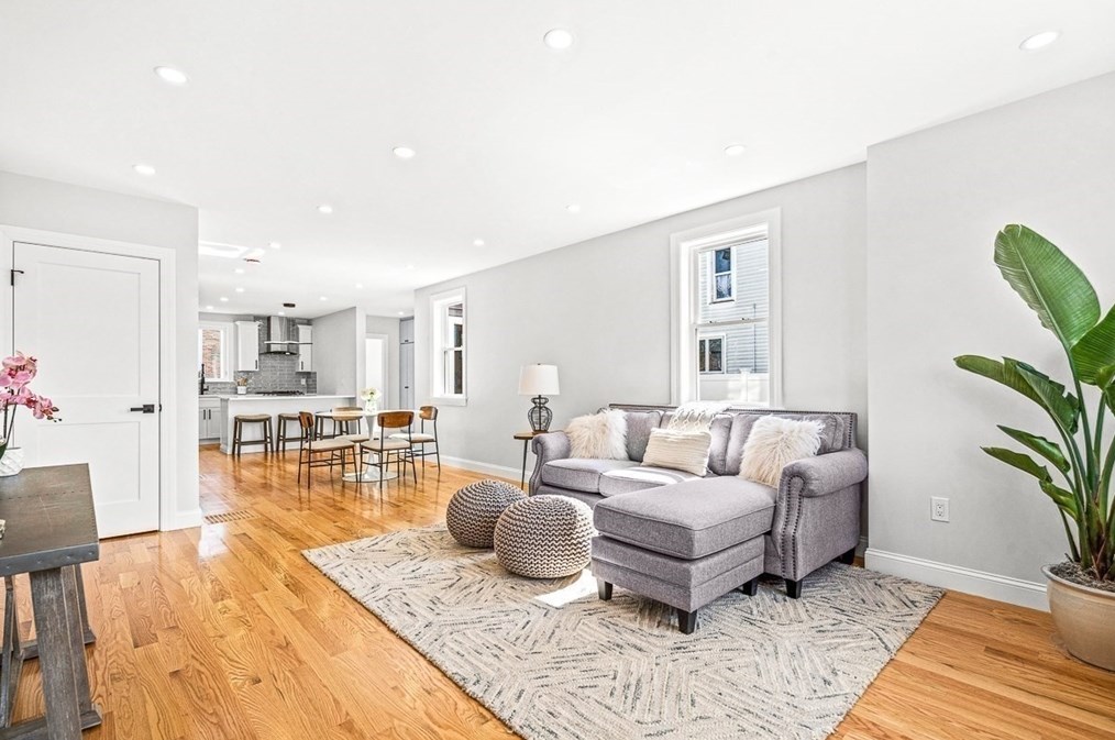 15 Conn St, Woburn MA  01801-5624 exterior