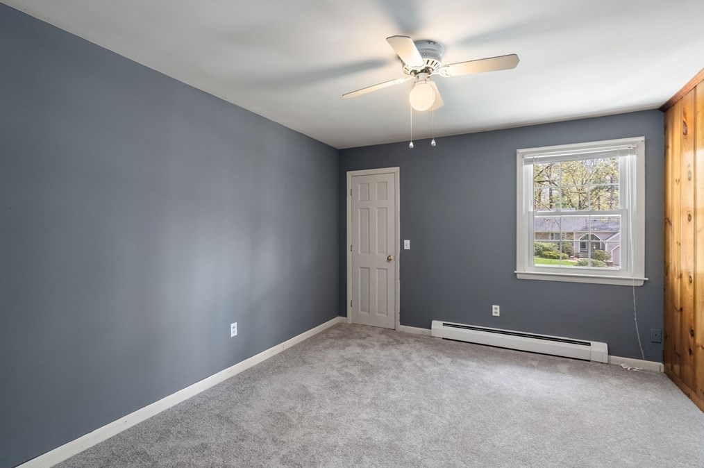 58 Birchwood Dr, Holden MA 01520-1939 exterior