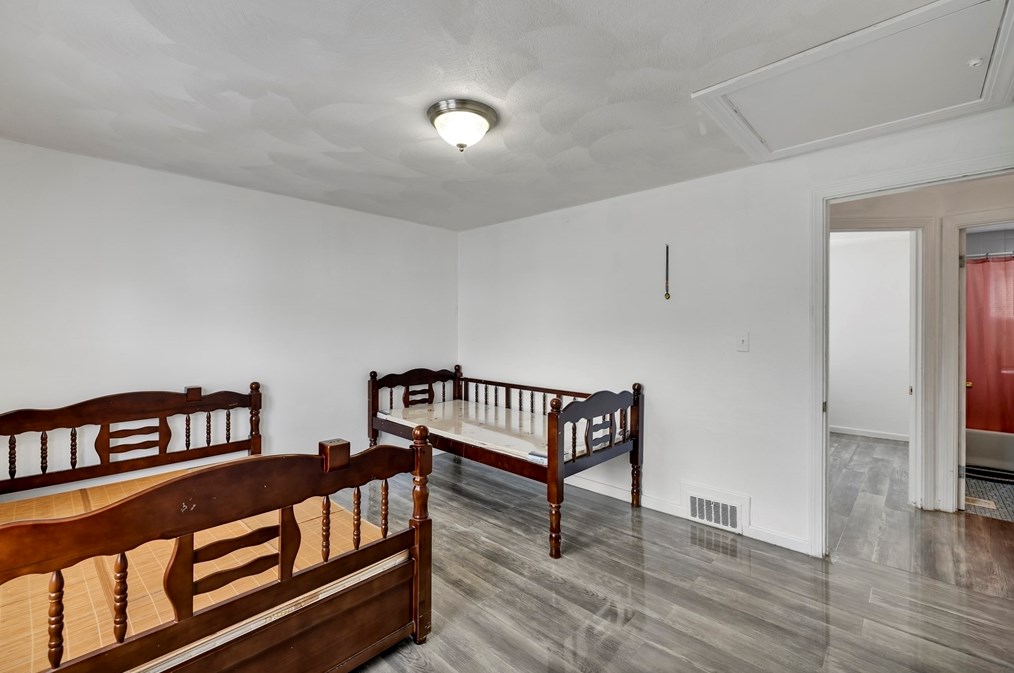 57 Bay State Rd, Quincy MA 02171-1511 exterior