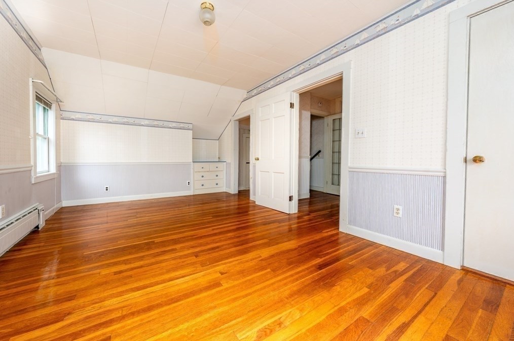 65 Gibbs Ave, Wareham MA 02571-1440 exterior