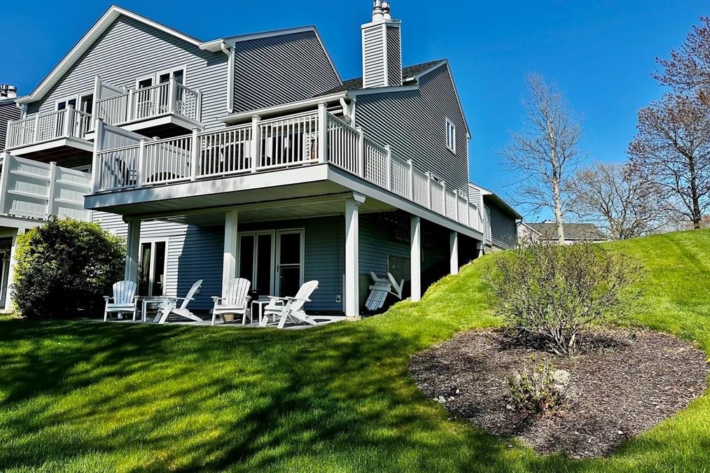 30 Fairway Dr #end, Plymouth, MA 02360