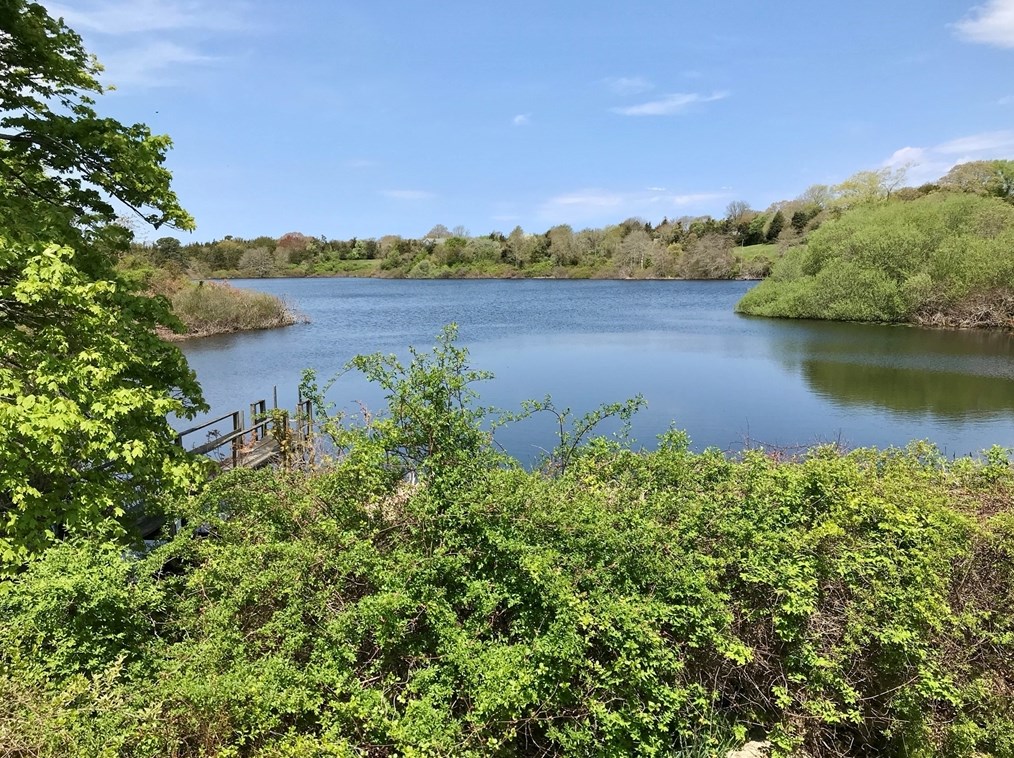 2604 Main St, Barnstable MA 02630-1029 exterior