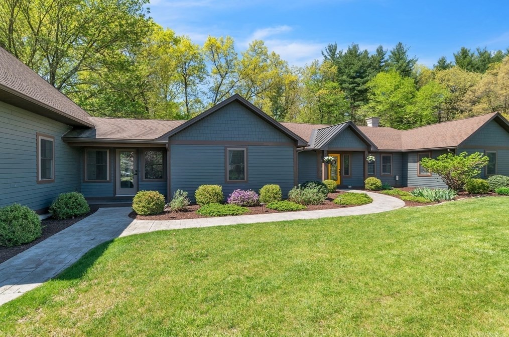 147 Tannery Rd, Montgomery, MA 01085