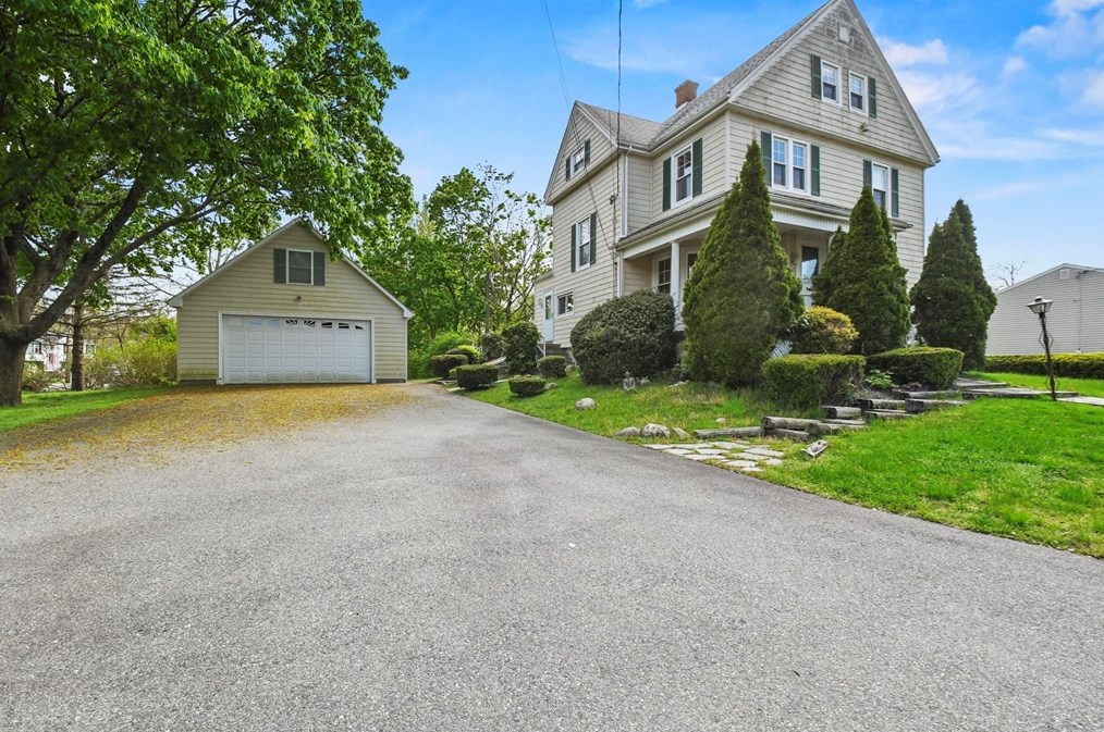 1111 Langley St, Fall River MA  02720-4018 exterior