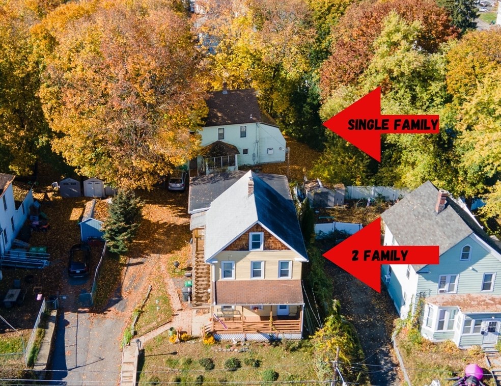 50 50 1/2 Parker St, Clinton, MA 01510