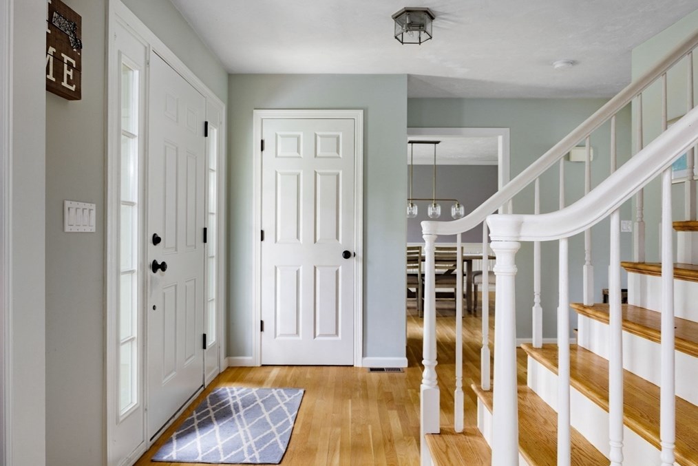 30 Walnut St, Millis MA  02054-1048 exterior