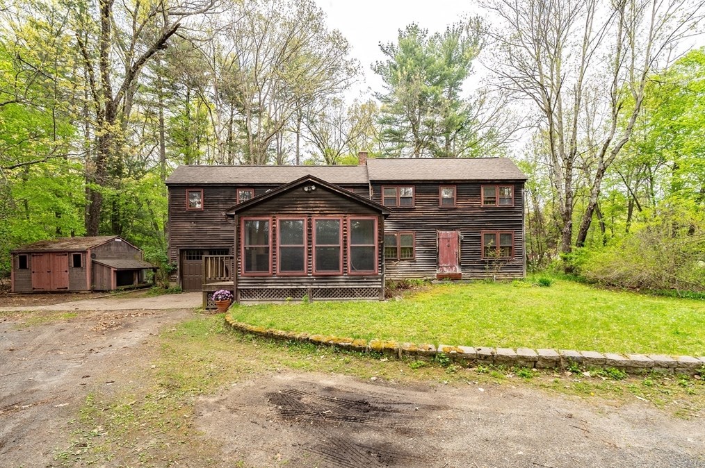 265 Loudville Rd, Easthampton, MA 01027 exterior
