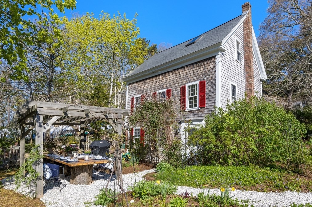 80 Hamblen Farm Rd, Wellfleet, MA 02667