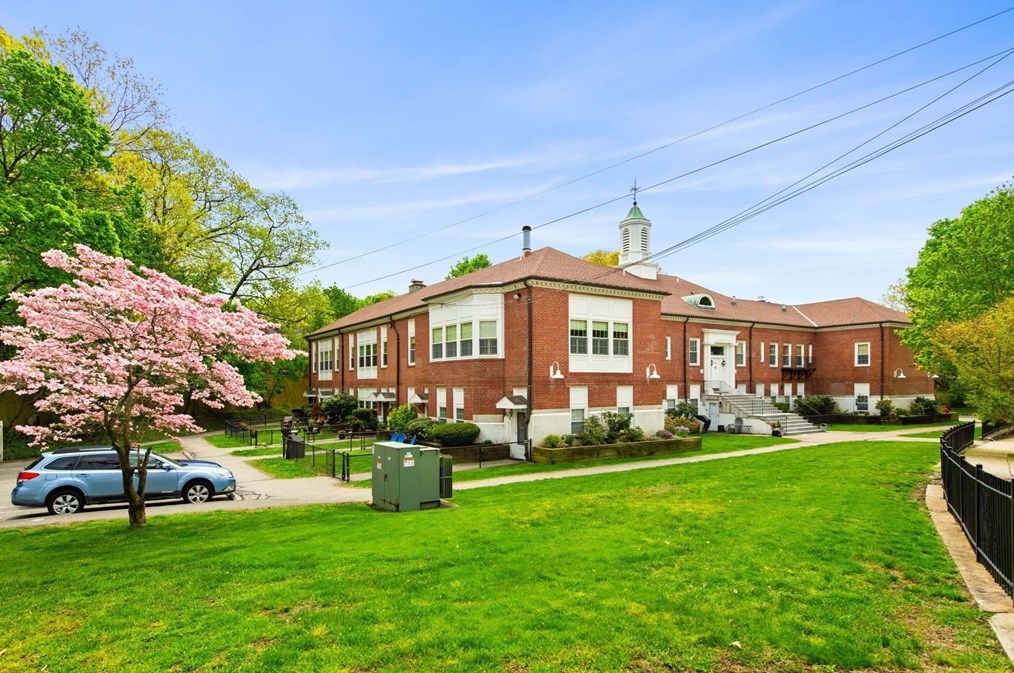 35 Eldridge Rd, Boston MA  exterior