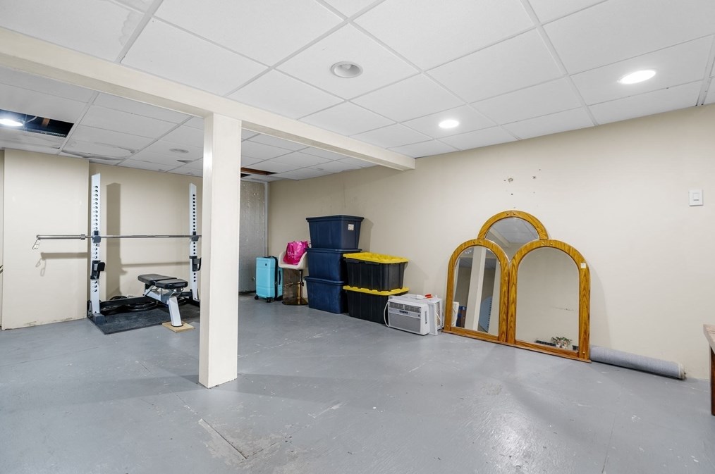 75 Bayberry Cir, East Bridgewater MA 02324-2968 exterior