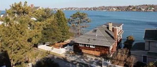 30 Waldron St, Marblehead MA 01945-3244 exterior