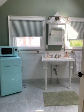 30 Waldron St, Marblehead MA 01945-3244 exterior