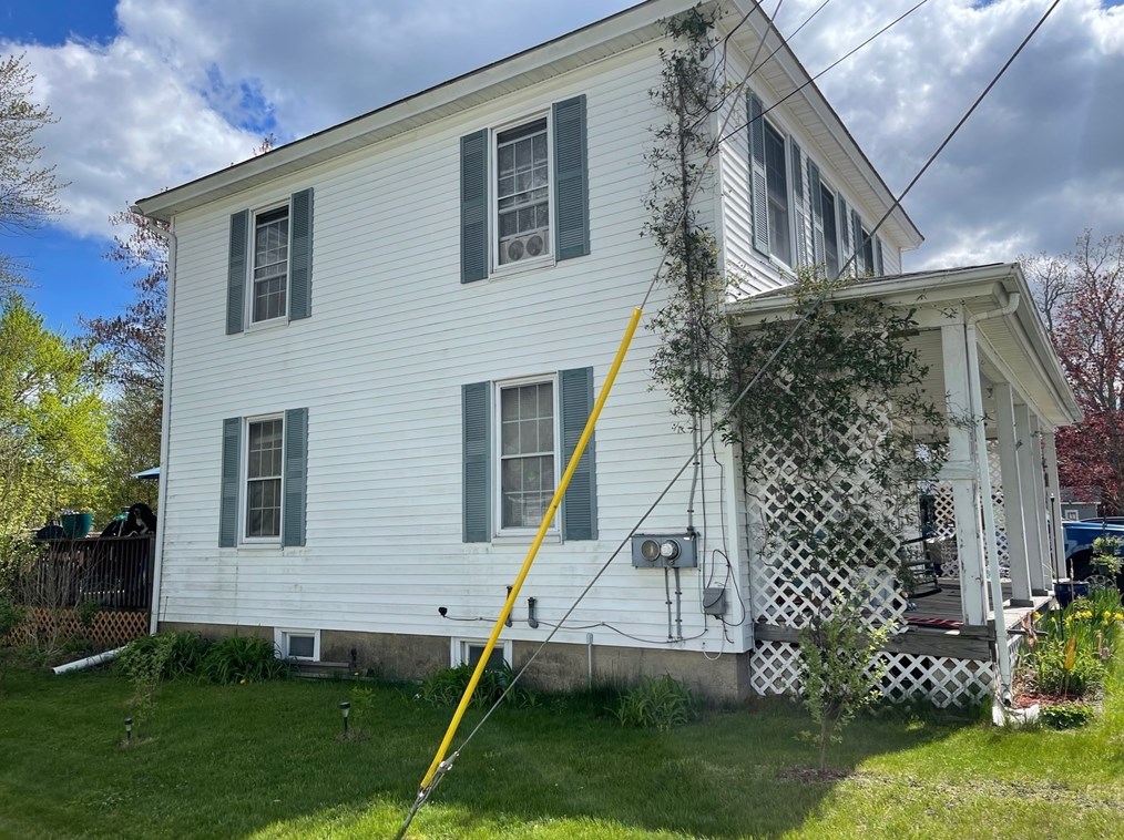 68 S Athol Rd, Royalston, MA 01331